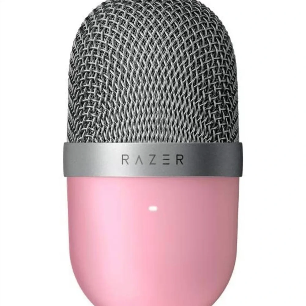 Brand new!! Pink Razer Siren Mini Microphone!! 🌸